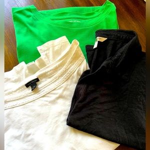 Banana Republic & Ann Taylor Mystery Shirts( 3) Total, all size XL. 🤷🏻‍♀️